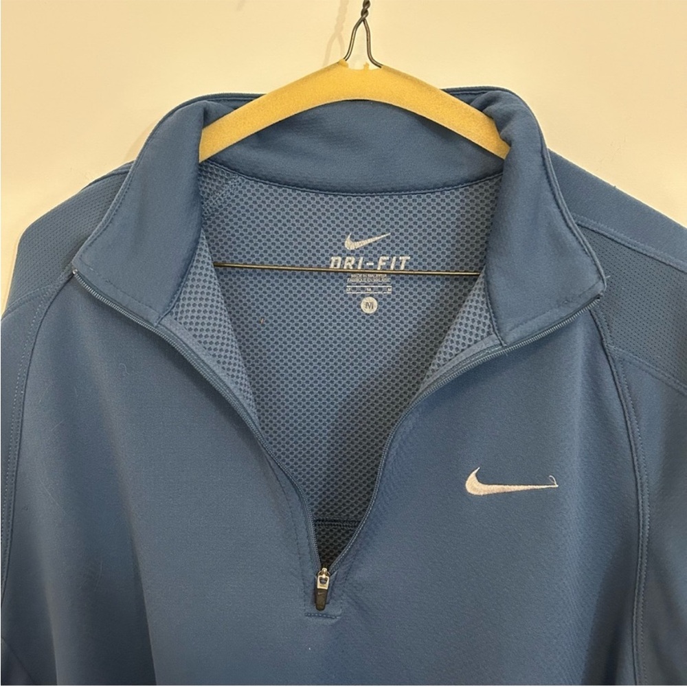 Nike Blue Dri- Fit Quarter-Zip Pullover size M